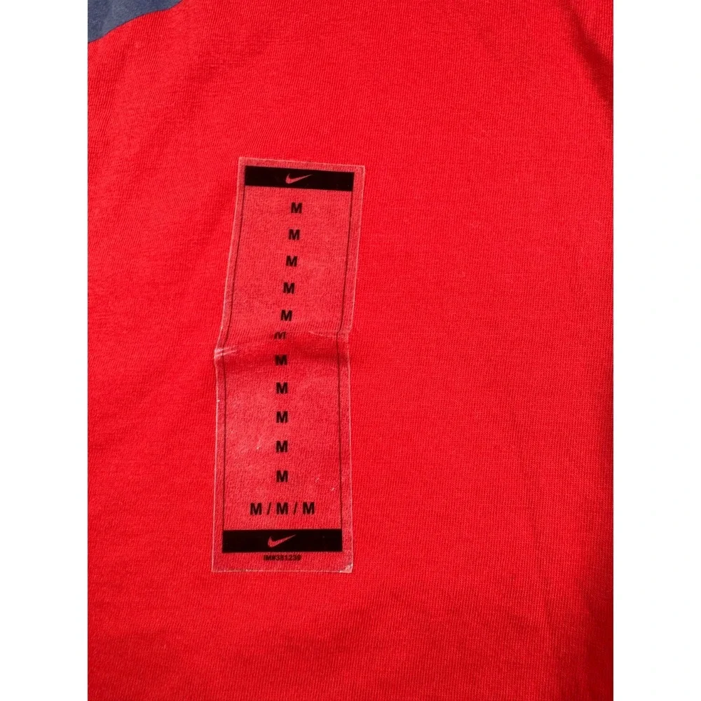 Nike T-Shirt‎ boys Medium Red Swoosh Logo Athletic Short Sleeve - NWT